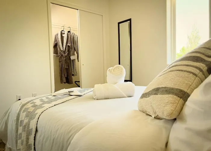 Azul Oasis 3Br Modern Comfort